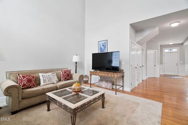 106 Alden Village Court, Cary, NC 27519