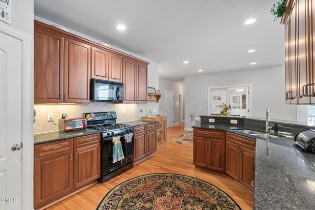 106 Alden Village Court, Cary, NC 27519