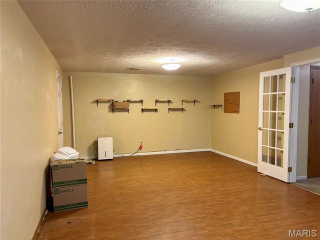 116 Valleywood Court, Bethalto, IL 62010