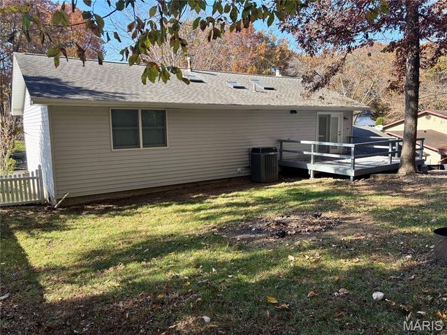 116 Valleywood Court, Bethalto, IL 62010