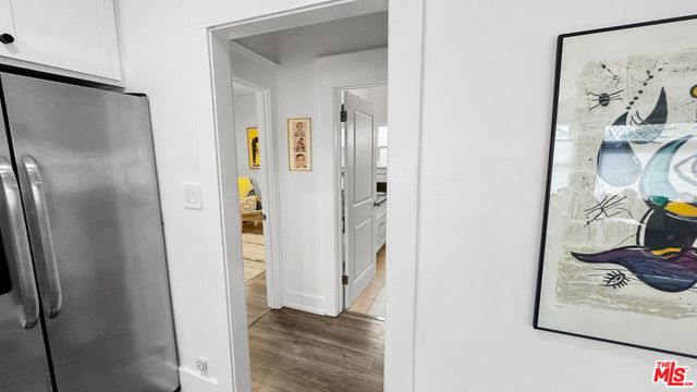 3489 2nd Avenue, Los Angeles, CA 90018