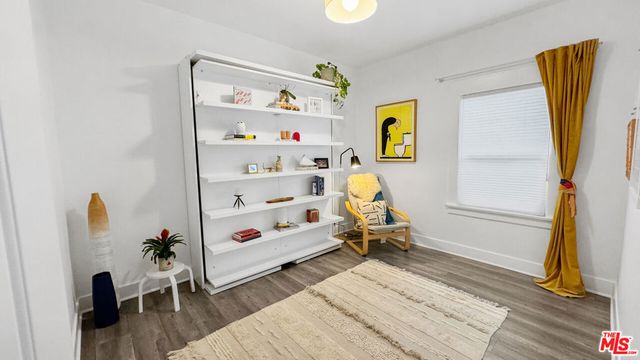 3489 2nd Avenue, Los Angeles, CA 90018