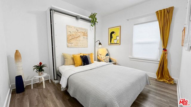 3489 2nd Avenue, Los Angeles, CA 90018