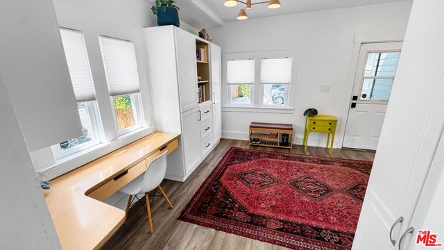 3489 2nd Avenue, Los Angeles, CA 90018