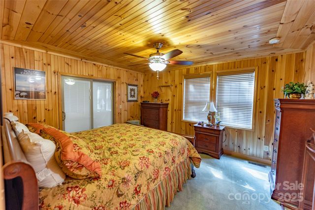 1053 Rich Hill Mountain Road, Glade Valley, NC 28627