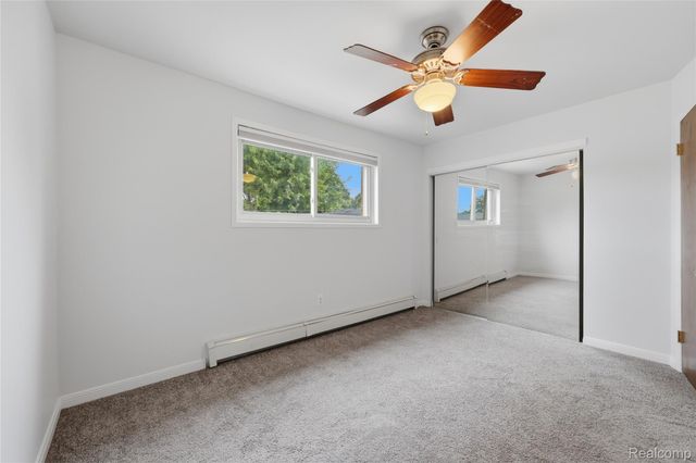 15055 HUBBARD Street 28, Livonia, MI 48154