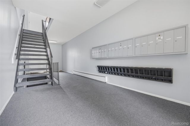 15055 HUBBARD Street 28, Livonia, MI 48154