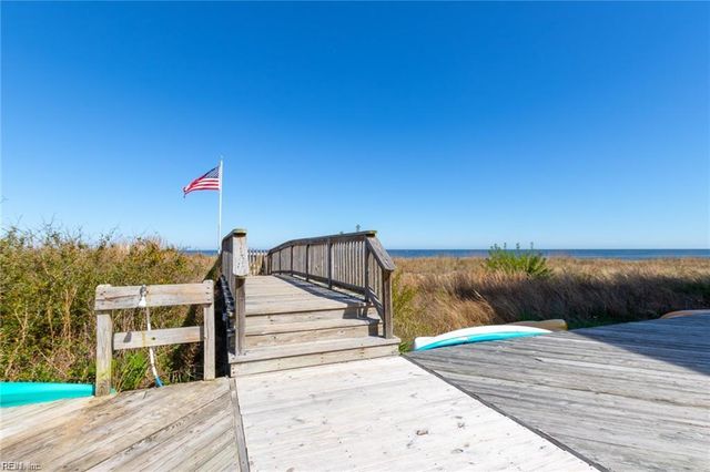 3232 Silver Sands Cir Apt 201, Virginia Beach, VA 23451