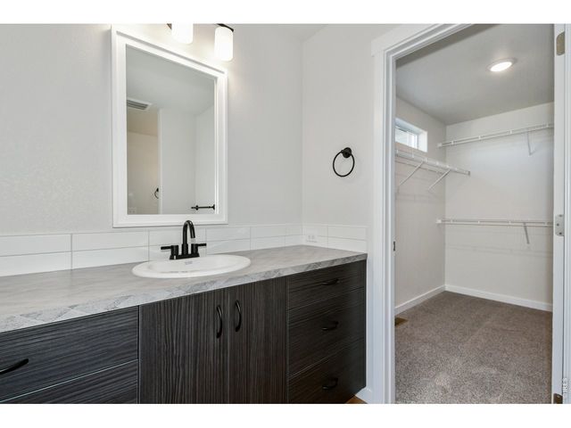 1144 Bitterroot Ct, Johnstown, CO 80534