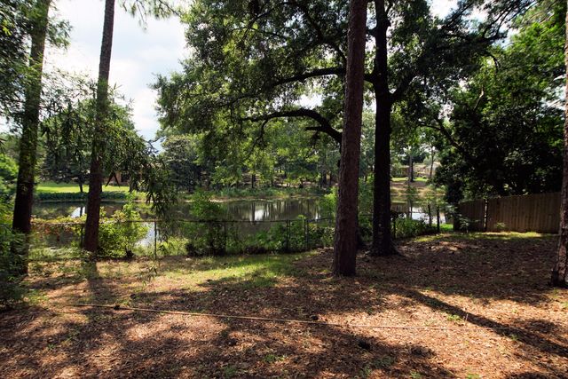 1016 Pine Lake Drive, Niceville, FL 32578