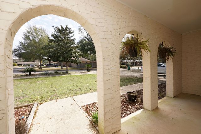 1016 Pine Lake Drive, Niceville, FL 32578