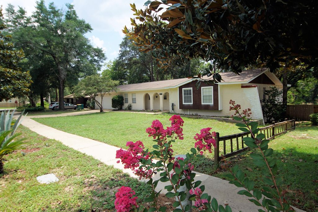 1016 Pine Lake Drive, Niceville, FL 32578