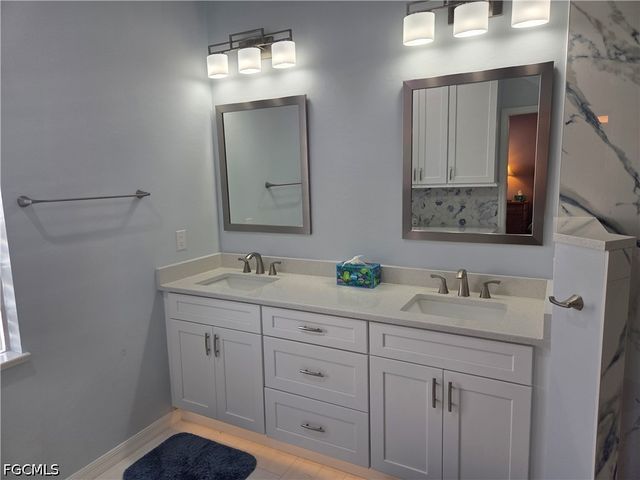 8468 Brittania DR, Fort Myers, FL 33912