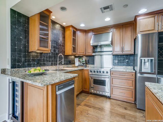 7887 Broadway Apt 905, San Antonio, TX 78209