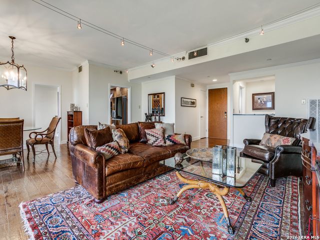 7887 Broadway Apt 905, San Antonio, TX 78209