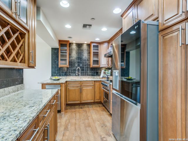 7887 Broadway Apt 905, San Antonio, TX 78209