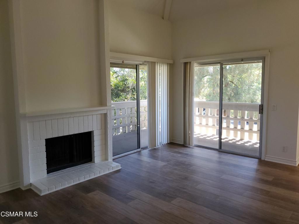 427 Arbor Lane Court 206, Thousand Oaks, CA 91360