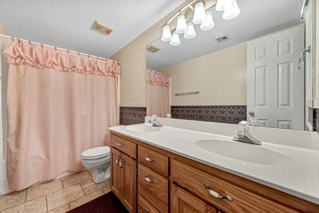 1204 N Cardinal Drive, Rogers, AR 72756