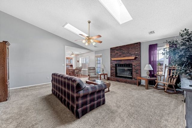 1204 N Cardinal Drive, Rogers, AR 72756