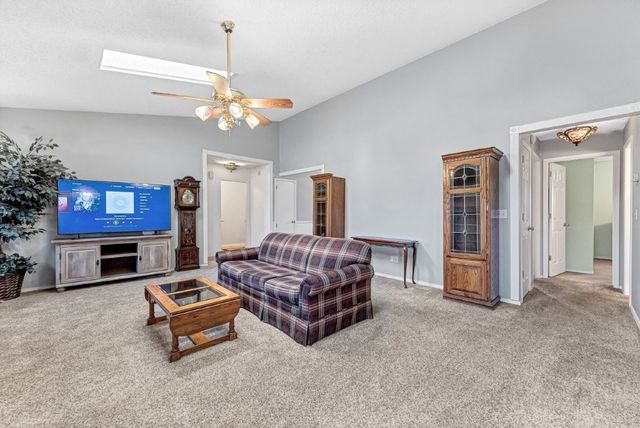 1204 N Cardinal Drive, Rogers, AR 72756