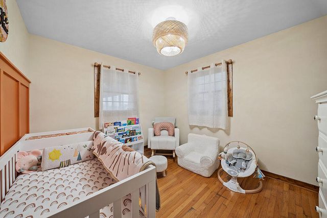 404 Sherwood Avenue, Three Oaks, MI 49128