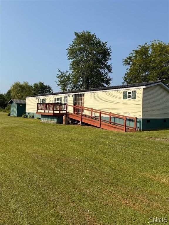 21 Honey Hill Road, Granby, NY 13069