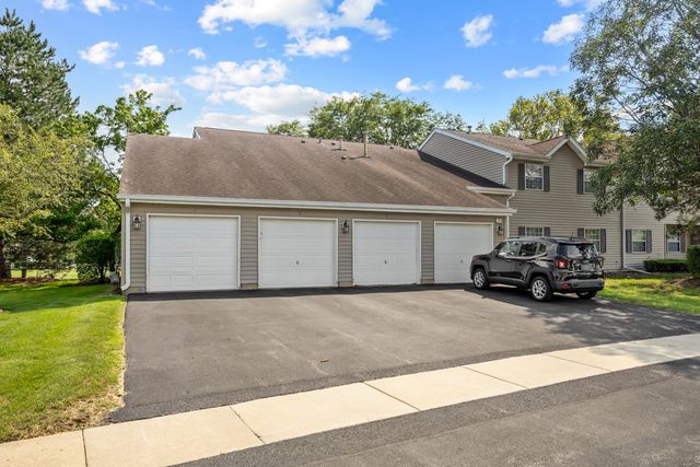 59 Gant Circle A, Streamwood, IL 60107