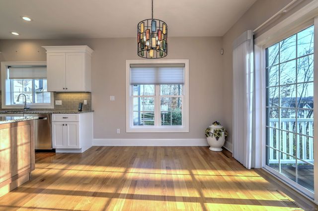 126 Wells View Road 126, Shelton, CT 06484