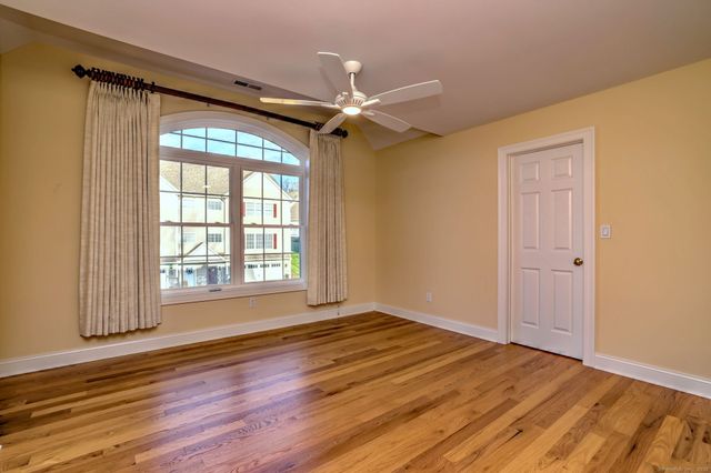 126 Wells View Road 126, Shelton, CT 06484