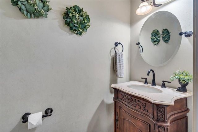 1365 Lakeridge CIR, Troutville, VA 24175