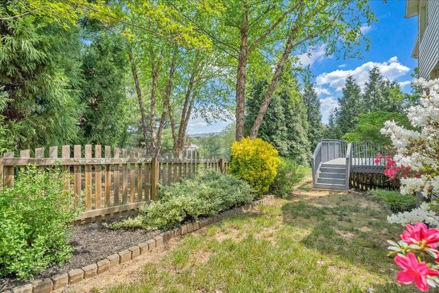 1365 Lakeridge CIR, Troutville, VA 24175