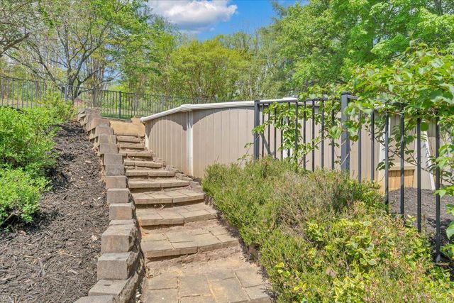 1365 Lakeridge CIR, Troutville, VA 24175