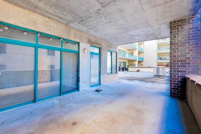 910 W Madison Street 409, Chicago, IL 60607