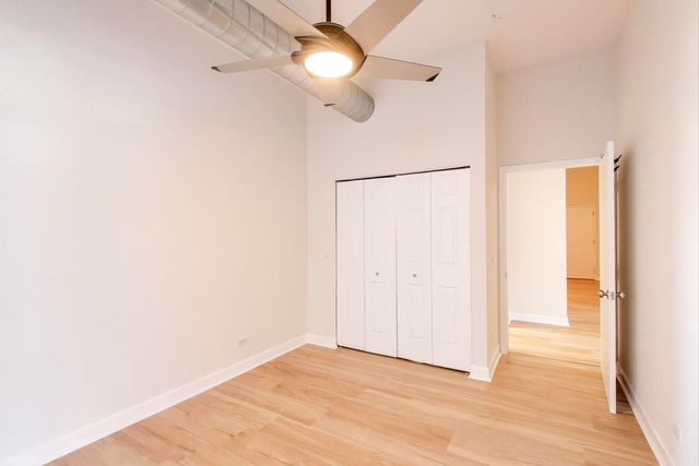 910 W Madison Street 409, Chicago, IL 60607