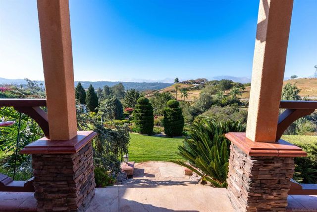4241 Via El Dorado, Fallbrook, CA 92028