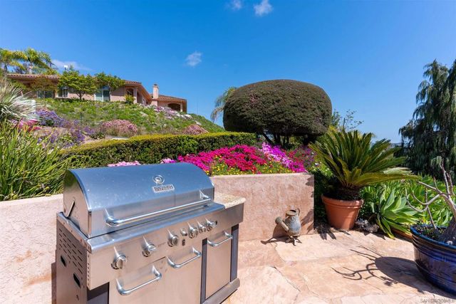 4241 Via El Dorado, Fallbrook, CA 92028