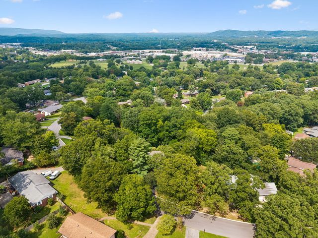 4526 Cloverdale Loop, Hixson, TN 37343
