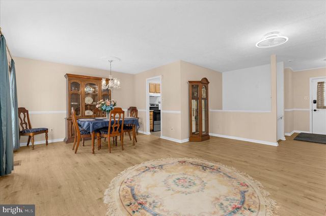 2450 SHAWNEE LN, Waldorf, MD 20601