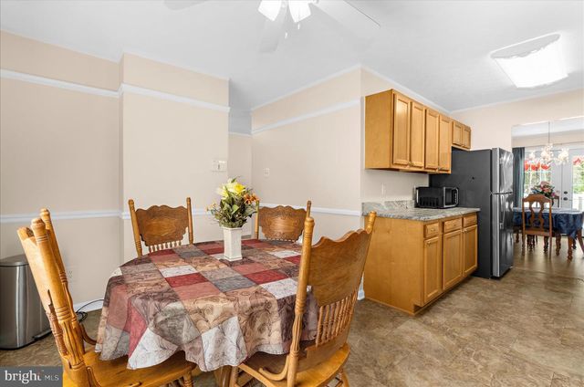 2450 SHAWNEE LN, Waldorf, MD 20601