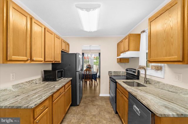 2450 SHAWNEE LN, Waldorf, MD 20601