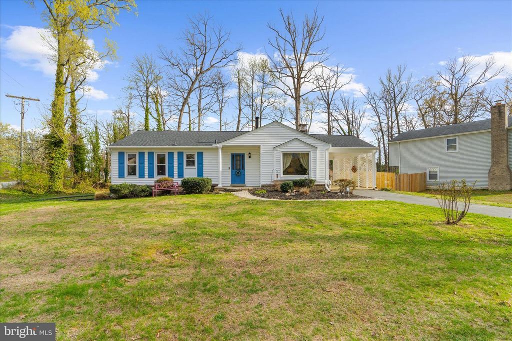 2450 SHAWNEE LN, Waldorf, MD 20601