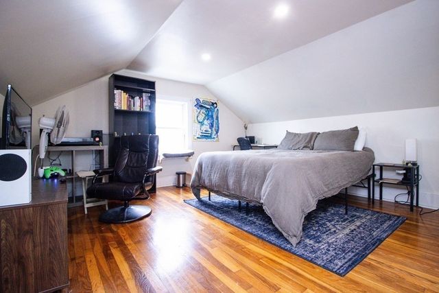 239 Conduit St, New Bedford, MA 02745