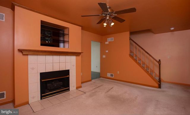 755 ROBIN HILL CIR, York, PA 17404