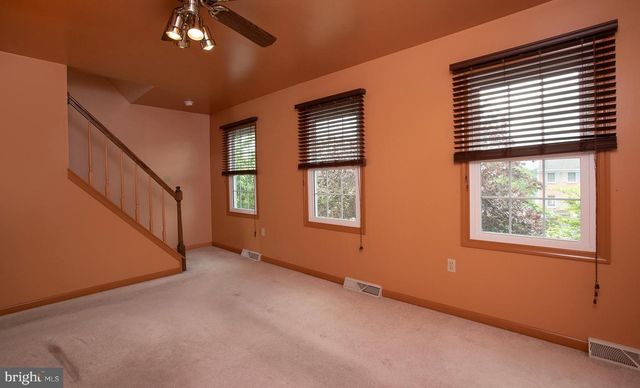 755 ROBIN HILL CIR, York, PA 17404