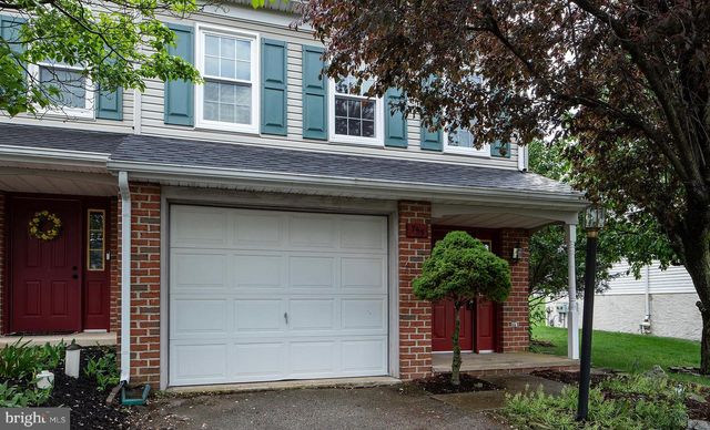 755 ROBIN HILL CIR, York, PA 17404