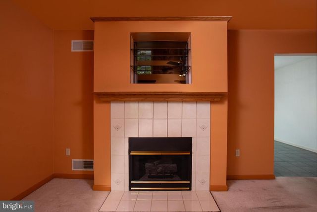 755 ROBIN HILL CIR, York, PA 17404