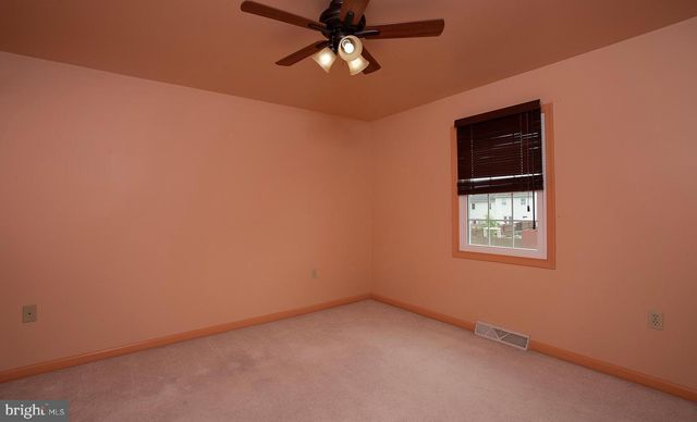 755 ROBIN HILL CIR, York, PA 17404