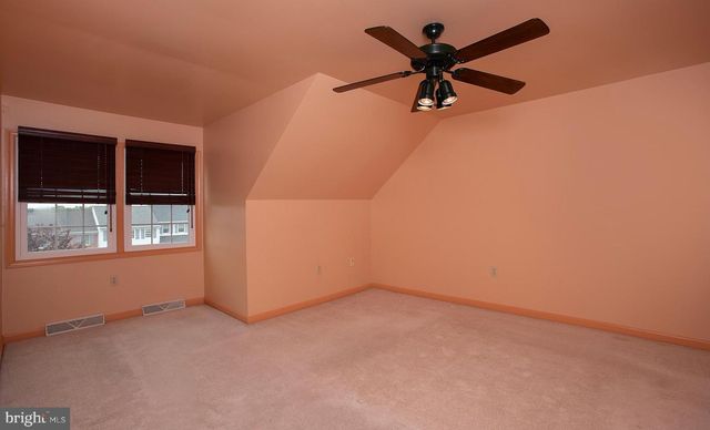 755 ROBIN HILL CIR, York, PA 17404