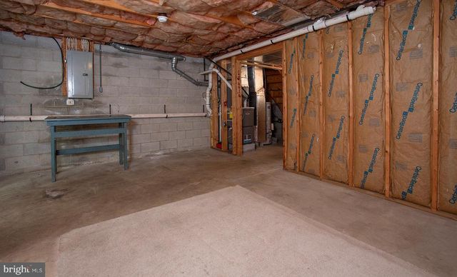 755 ROBIN HILL CIR, York, PA 17404