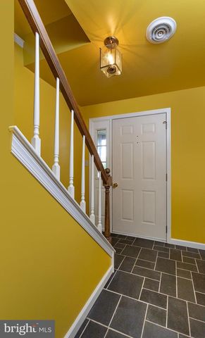 755 ROBIN HILL CIR, York, PA 17404